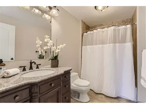 Bath - 500 Jackson St, Denver, CO 80206 photo 4 of 6