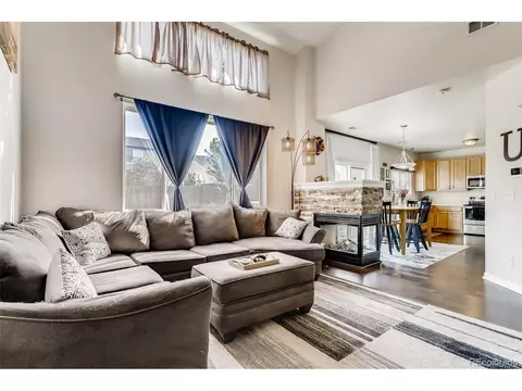 20144 E Ithaca Pl, Aurora, CO 80013 photo 4
