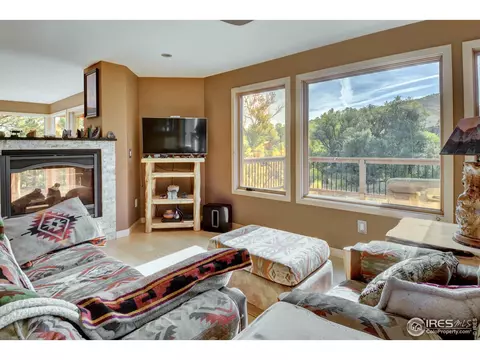32322 S St Vrain Dr, Lyons, CO 80540 photo 8