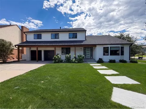10708 W Chautauga Mtn, Littleton, CO 80127