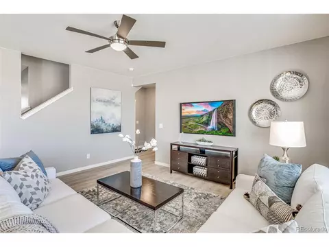 451 Thrush Pl, Johnstown, CO 80534 photo 8