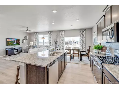 451 Thrush Pl, Johnstown, CO 80534 photo 14