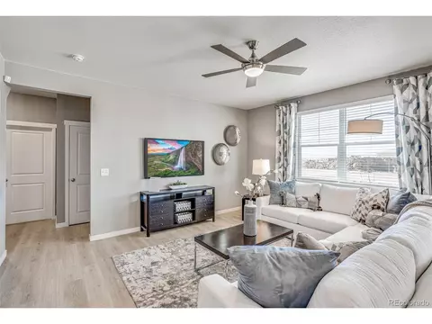 451 Thrush Pl, Johnstown, CO 80534 photo 6