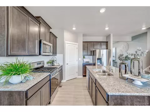 451 Thrush Pl, Johnstown, CO 80534 photo 13