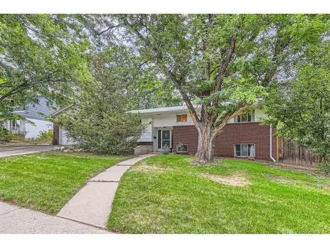2772 S Knoxville Way, Denver, CO 80227