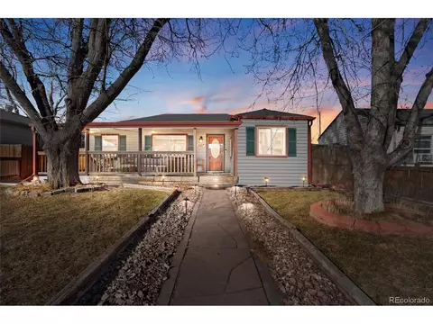 1927 Kenton St, Aurora, CO 80010