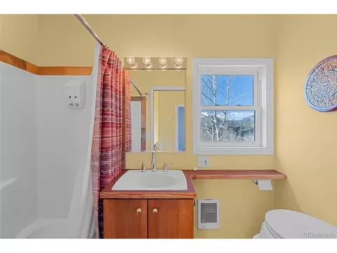 Bath - Undisclosed, Silverthorne, CO 80498 photo 4 of 4