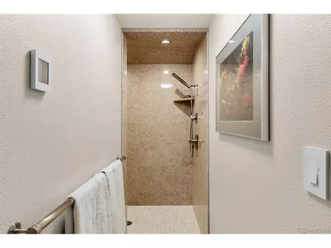Bath - Undisclosed, Silverthorne, CO 80498 photo 2 of 4