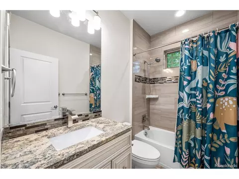 Bath - 5372 W 68th Ave, Arvada, CO 80003 photo 2 of 5