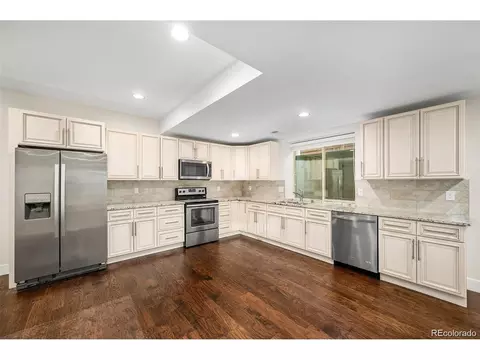 Kitchen - 5372 W 68th Ave, Arvada, CO 80003 photo 3 of 3