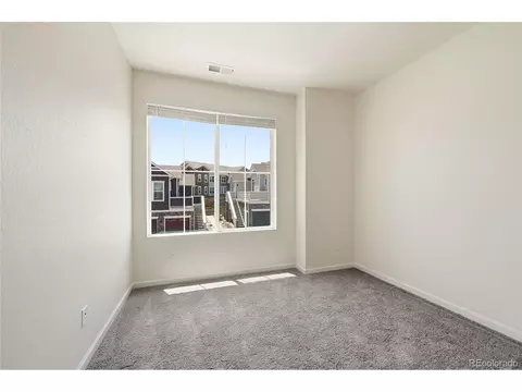 Bedroom - 23709 E Ida Dr #E, Aurora, CO 80016 photo 1 of 8