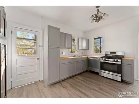 1003 4th St, Greeley, CO 80631 photo 4