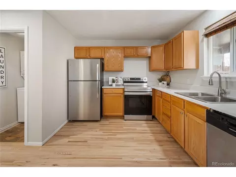 63 Perry St, Denver, CO 80219 photo 2