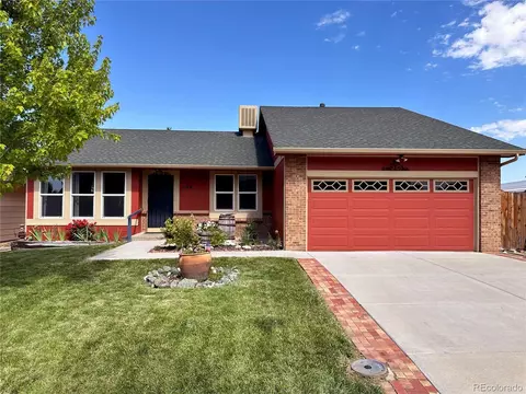 734 S Elkhart St, Aurora, CO 80012