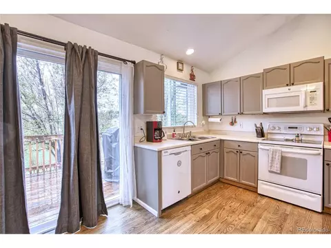 2150 E 97th Pl, Thornton, CO 80229 photo 4