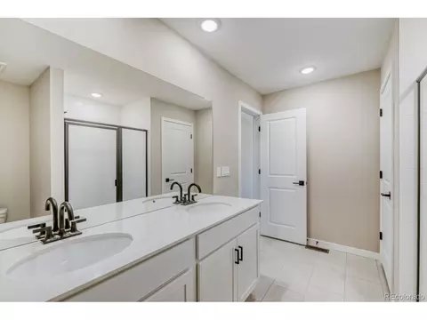 Bath - 15343 W 68th Loop, Arvada, CO 80007 photo 2 of 5