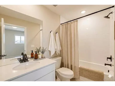 Bath - 15343 W 68th Loop, Arvada, CO 80007 photo 5 of 5
