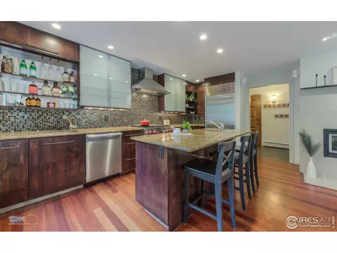 735 Pearl St, Boulder, CO 80302 photo 6