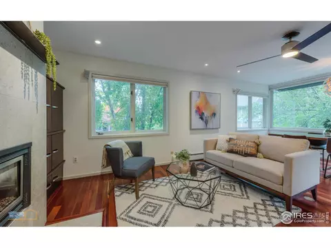 735 Pearl St, Boulder, CO 80302 photo 3