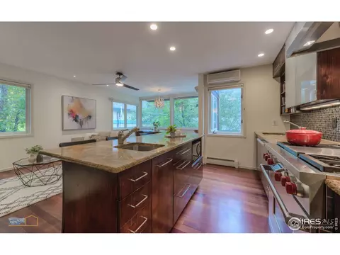 735 Pearl St, Boulder, CO 80302 photo 8