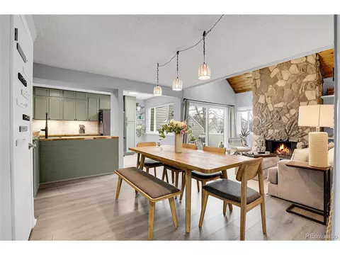 2674 S Xanadu Way #B, Aurora, CO 80014