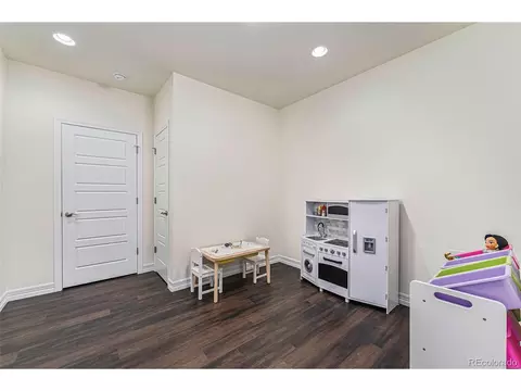 8984 E 51st Ave, Denver, CO 80238 photo 32