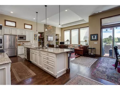 7066 E Lake Cir, Centennial, CO 80111 photo 8