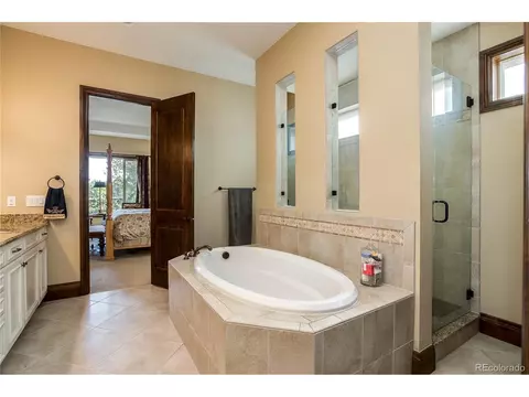 7066 E Lake Cir, Centennial, CO 80111 photo 23