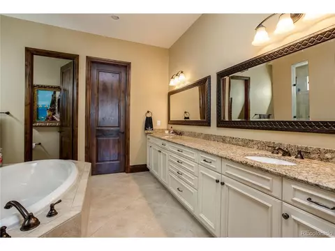 7066 E Lake Cir, Centennial, CO 80111 photo 22