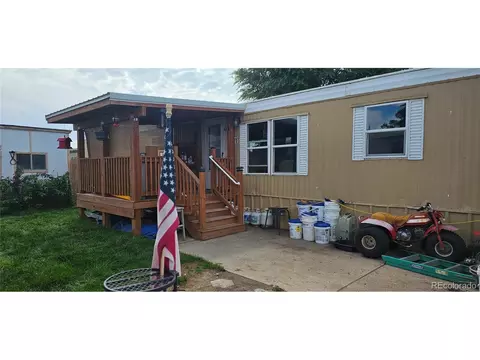 248 S Cherry St, Bennett, CO 80102