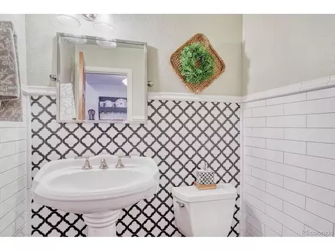 1884 E Phillips Ave, Centennial, CO 80122 photo 15