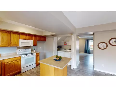 9024 E Lehigh Ave, Denver, CO 80237 photo 5