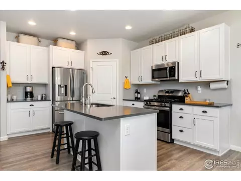 2046 E Traildust Dr, Milliken, CO 80543 photo 2
