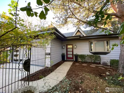 2910 Vassar Dr, Boulder, CO 80305 photo 2