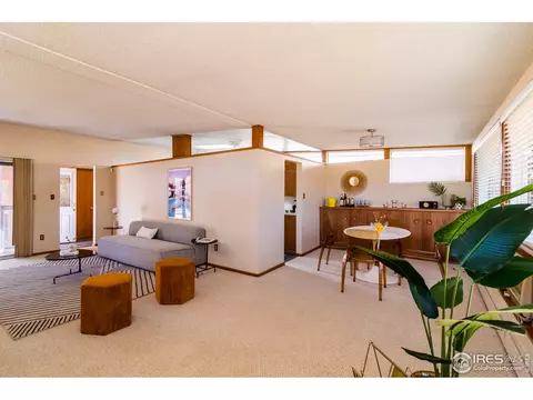 13232 E 13th Pl, Aurora, CO 80011 photo 2