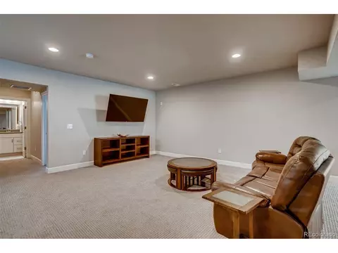 7076 E Lake Cir, Centennial, CO 80111 photo 28