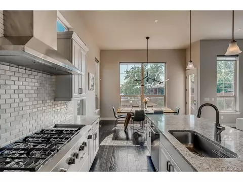 7076 E Lake Cir, Centennial, CO 80111 photo 15