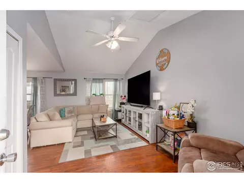 899 E 20th St Dr, Greeley, CO 80631 photo 2