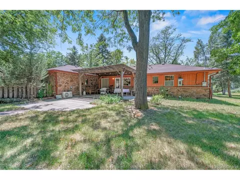 Exterior - 1420 Cherryvale Rd, Boulder, CO 80303 photo 4 of 10