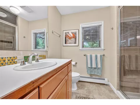 Bath - 1420 Cherryvale Rd, Boulder, CO 80303 photo 2 of 2