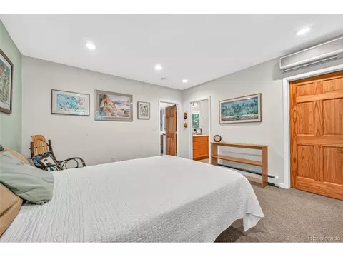 Bedroom - 1420 Cherryvale Rd, Boulder, CO 80303 photo 6 of 6