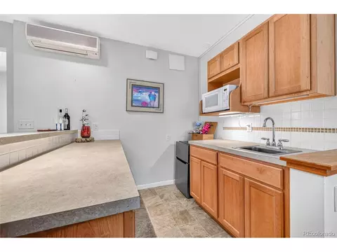 Kitchen - 1420 Cherryvale Rd, Boulder, CO 80303 photo 4 of 4