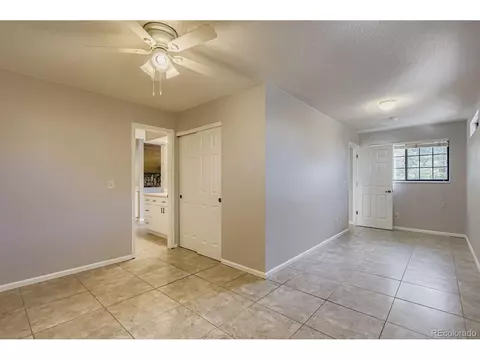 12440 E Pacific Cir #B, Aurora, CO 80014 photo 5