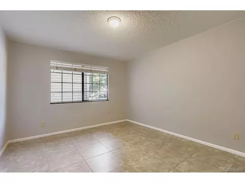 12440 E Pacific Cir #B, Aurora, CO 80014 photo 4