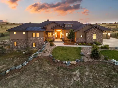 9822 Falcon Roost Pt, Parker, CO 80138
