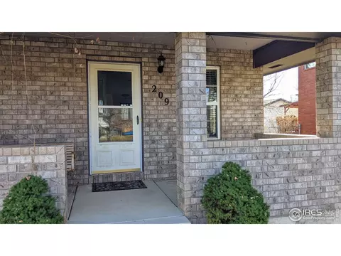 209 E Iowa Ave, Berthoud, CO 80513 photo 6