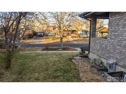 209 E Iowa Ave, Berthoud, CO 80513 photo 5