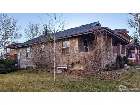 209 E Iowa Ave, Berthoud, CO 80513 photo 3