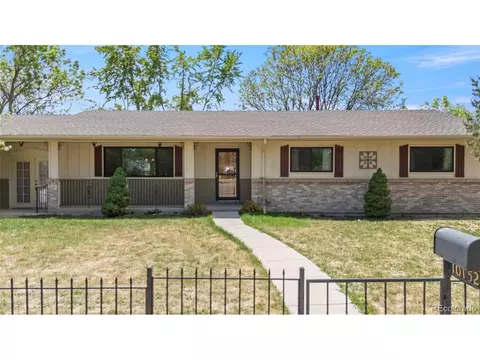 10152 W 70th Dr, Arvada, CO 80004