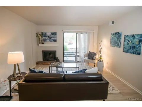 579 Wright St #105, Lakewood, CO 80228